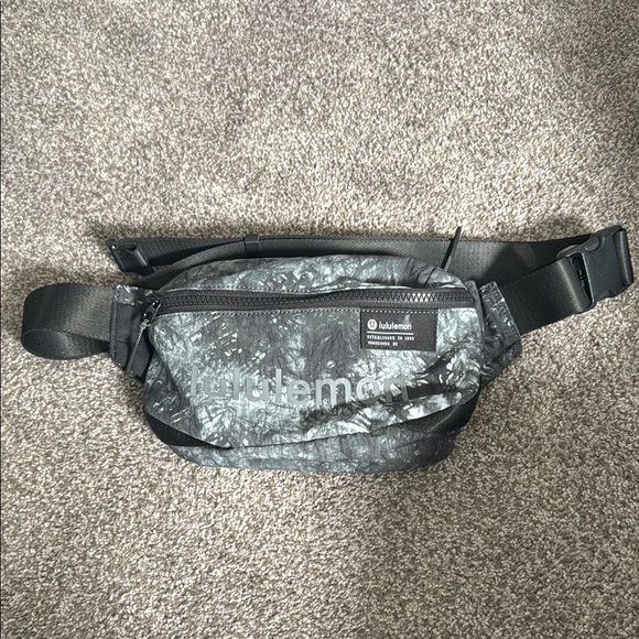 lululemon athletica Other - lululemon athletica Black and Gray Belt Bag large